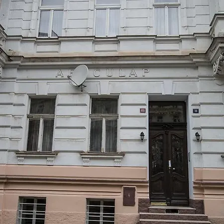 Sadova 36 *